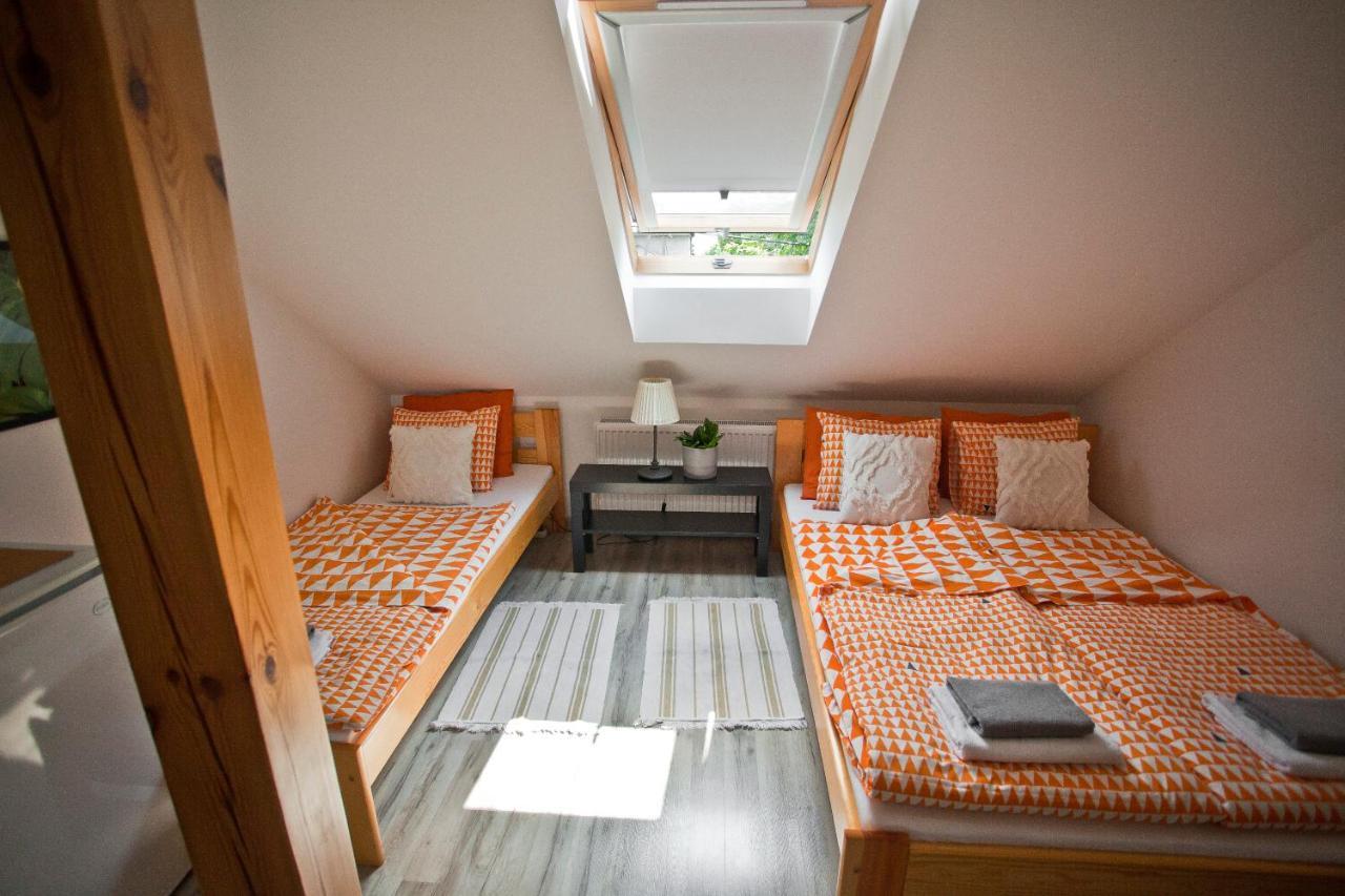Hostel 33 Trzebinia  Ngoại thất bức ảnh