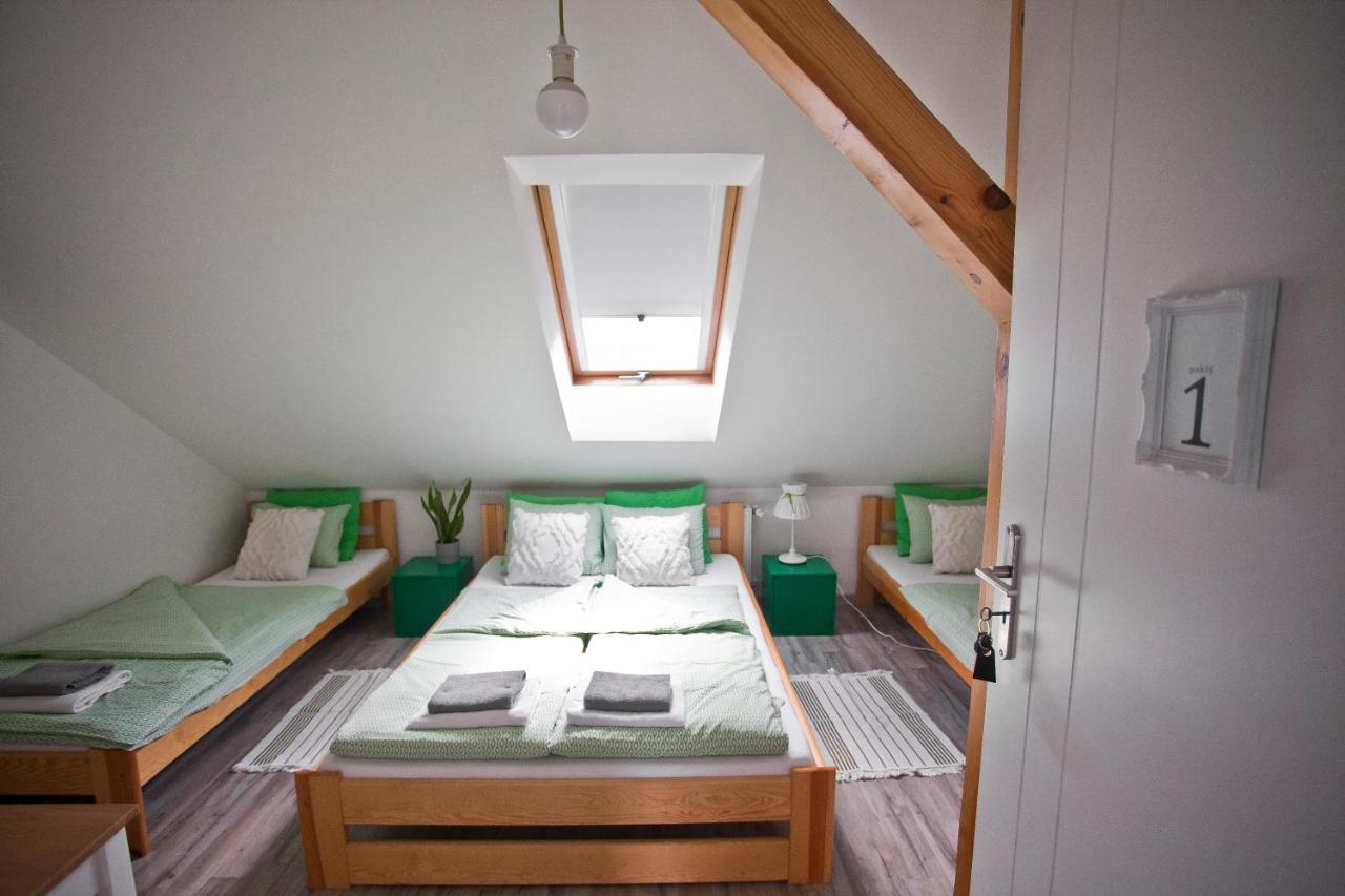 Hostel 33 Trzebinia  Ngoại thất bức ảnh
