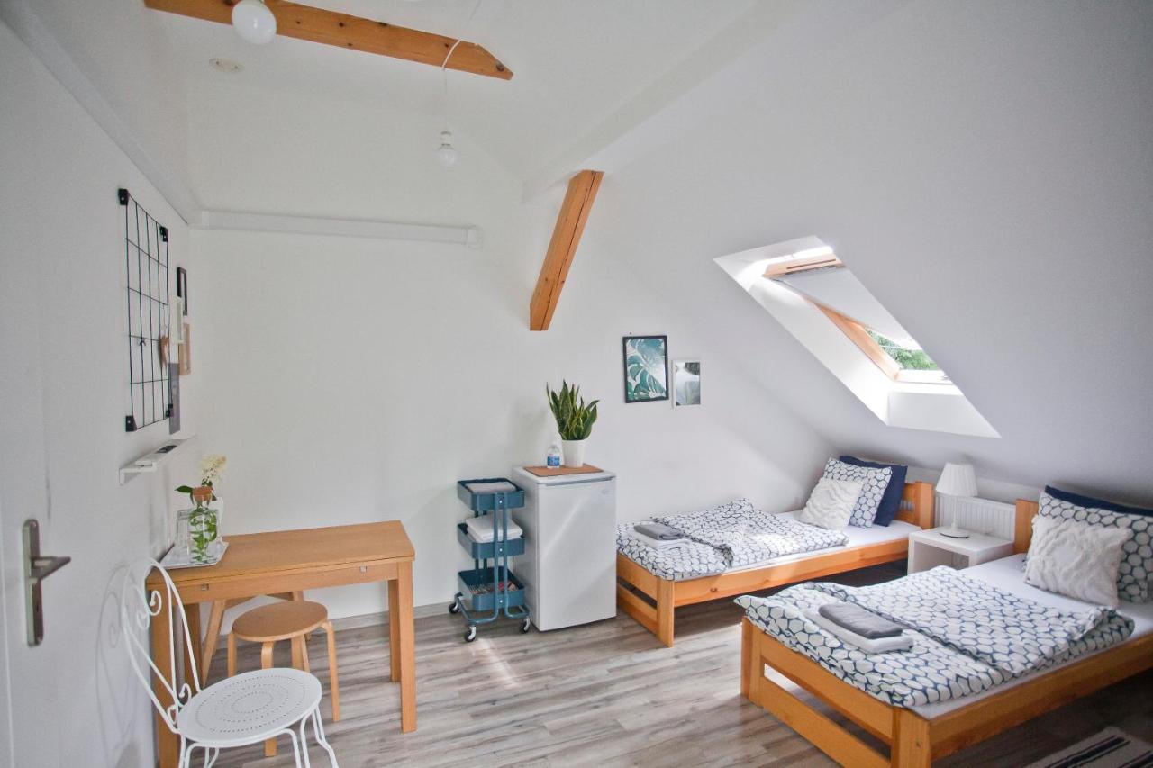 Hostel 33 Trzebinia  Ngoại thất bức ảnh