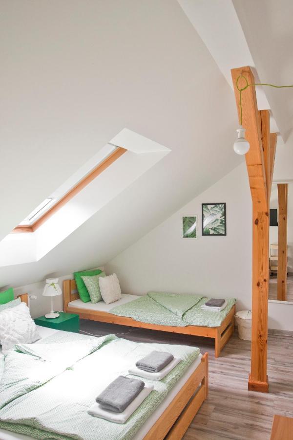Hostel 33 Trzebinia  Ngoại thất bức ảnh